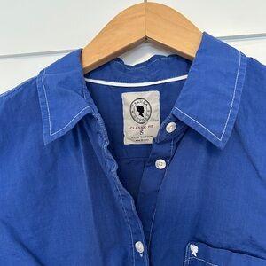 Vintage Aritzia! Blue collared shirt white stitching